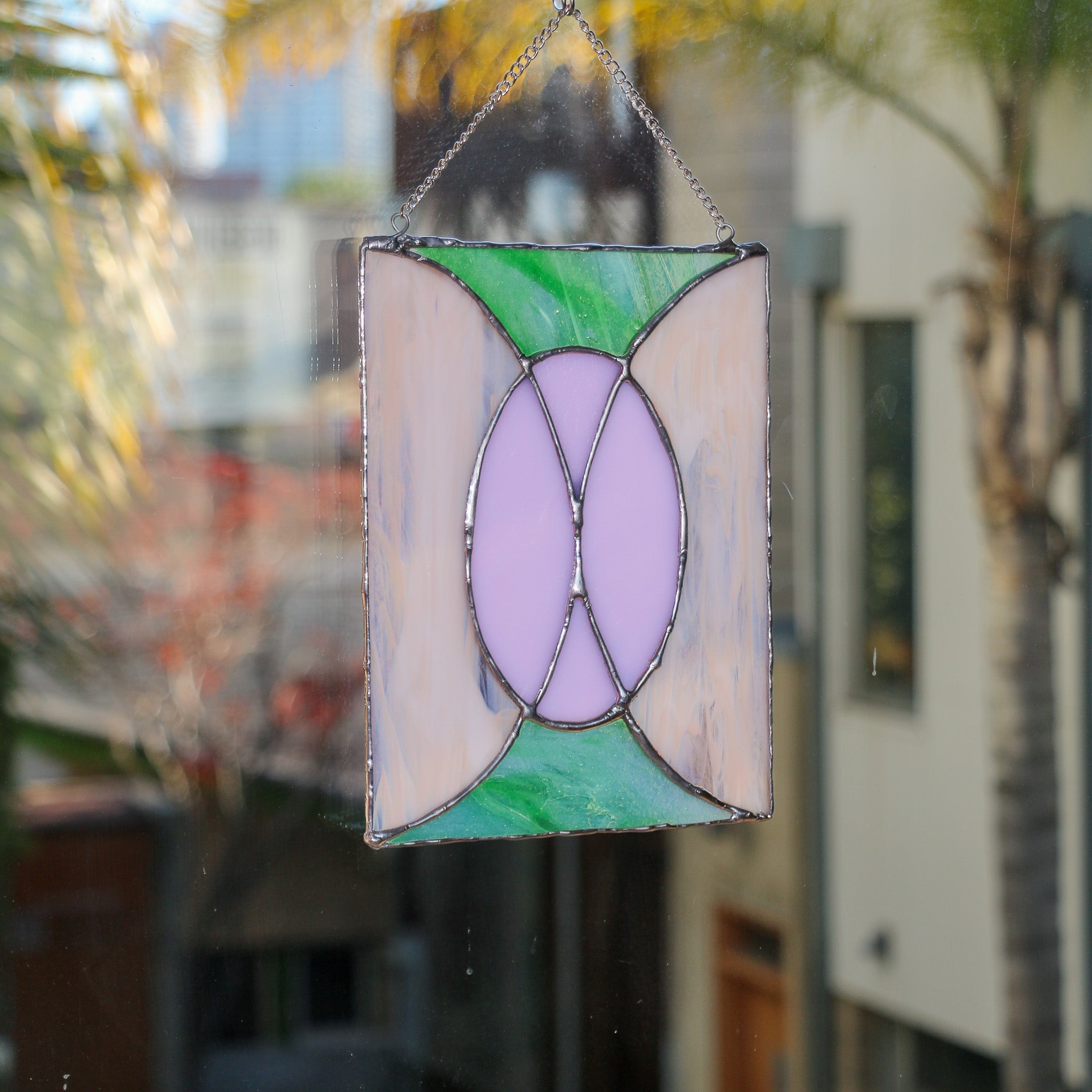 Meet In The Middle Stained Glass Design